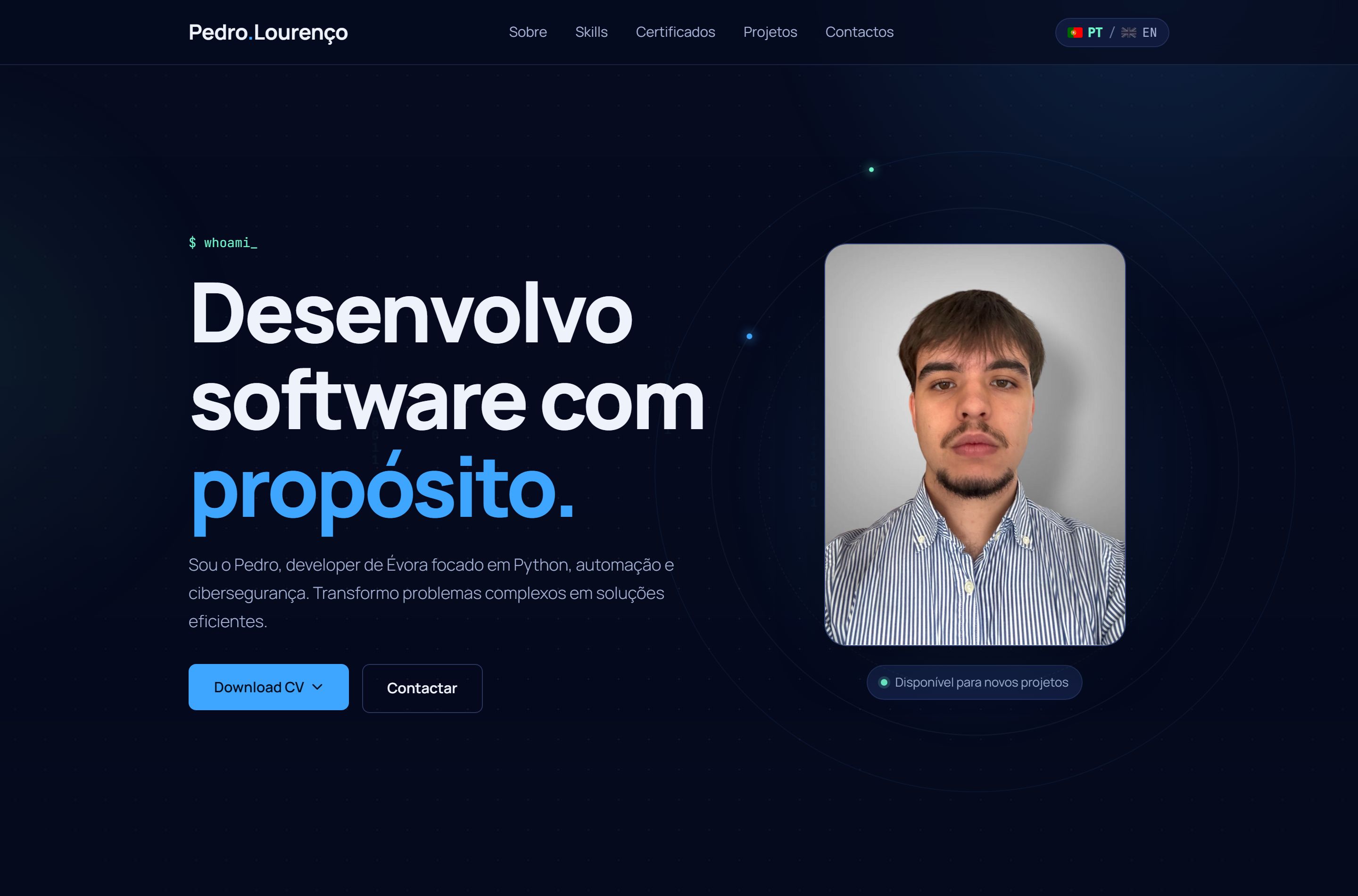Página inicial com foto, anéis orbitais e chamada à ação