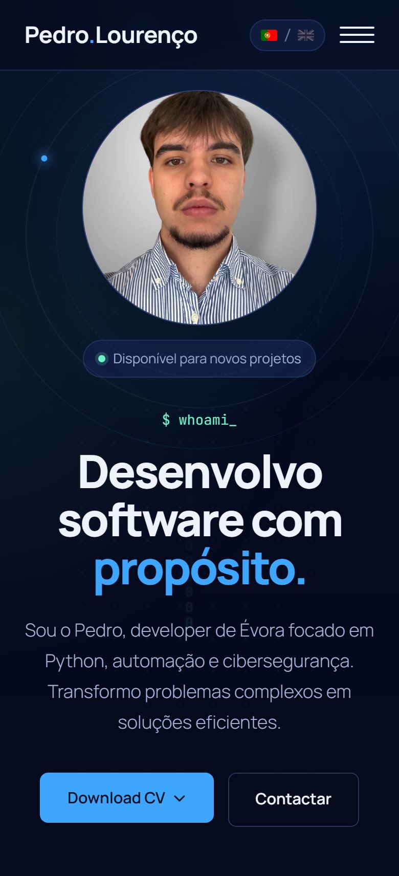 Versão mobile com menu recolhível